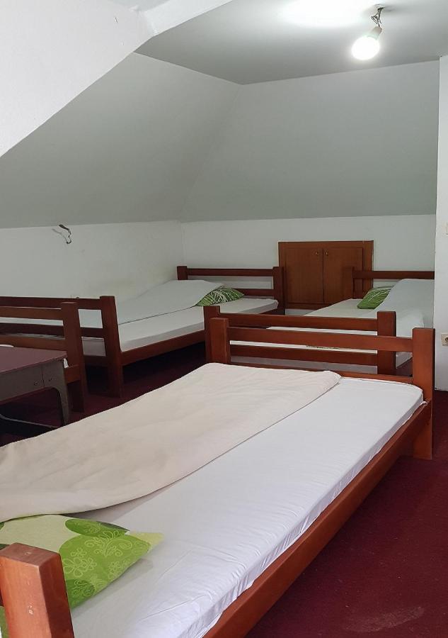 Guesthouse Mece 비옐로폴레 외부 사진